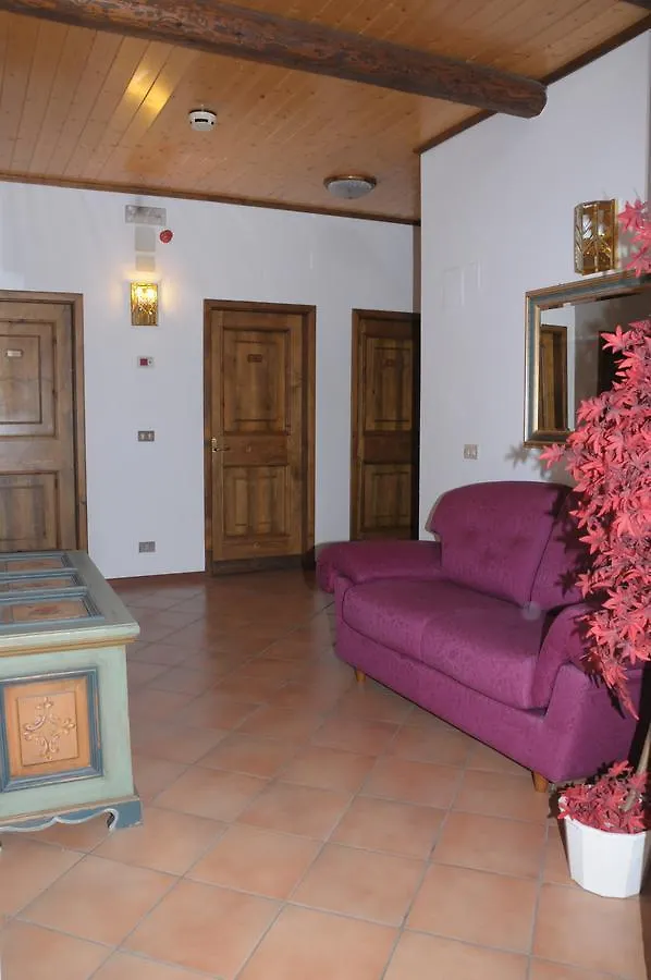 Albergo Vecellio أورونزو دي كادوري فندق